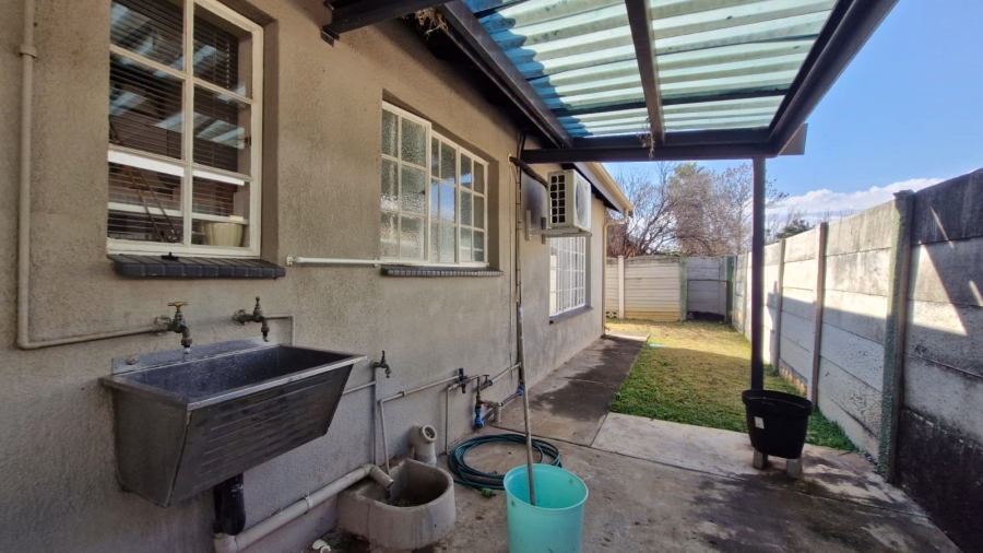 3 Bedroom Property for Sale in Potchefstroom South North West